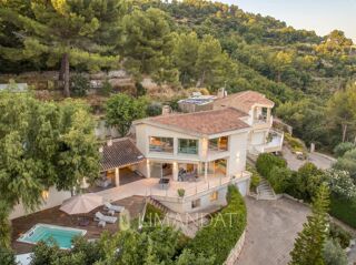  Villa à vendre 4 pièces 145 m²