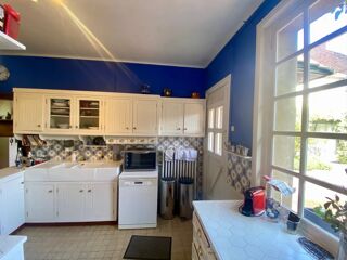  Maison à vendre 15 + pièces 360 m²
