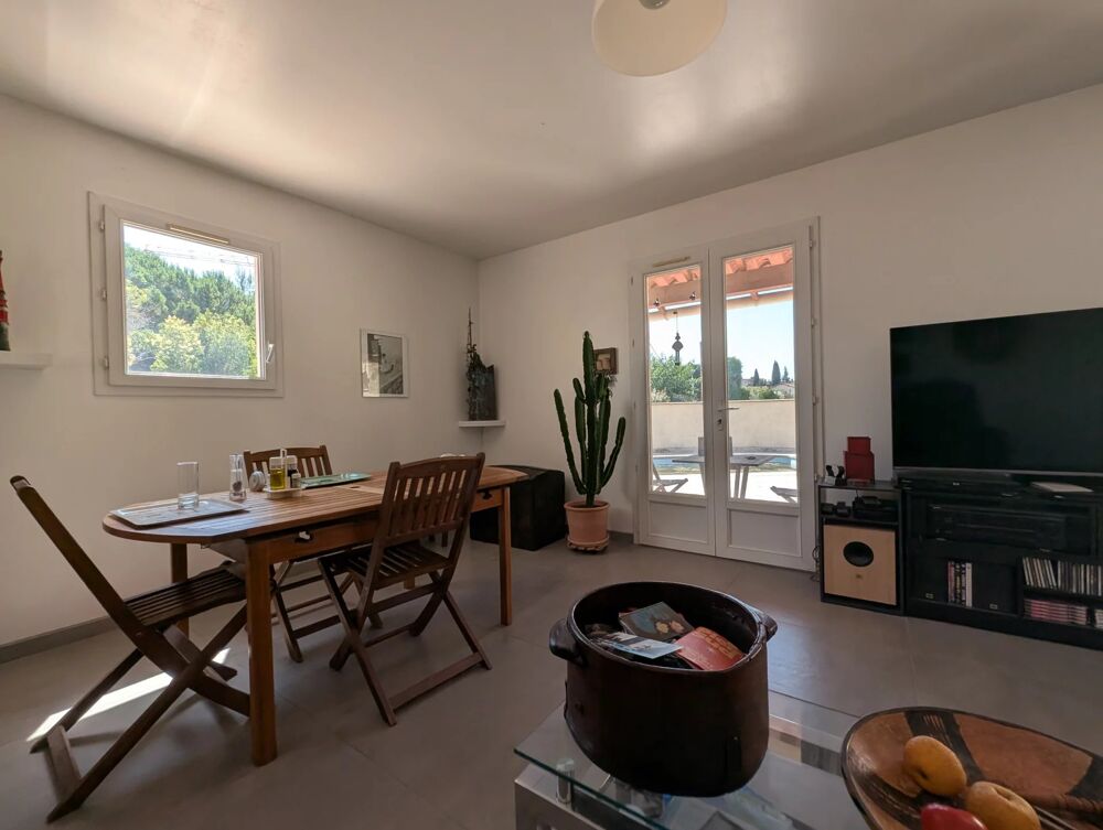 Vente Maison Maison type 4 plain pied avec piscine Arles