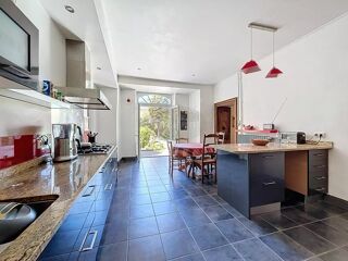  Villa � vendre 9 pi�ces 445 m�