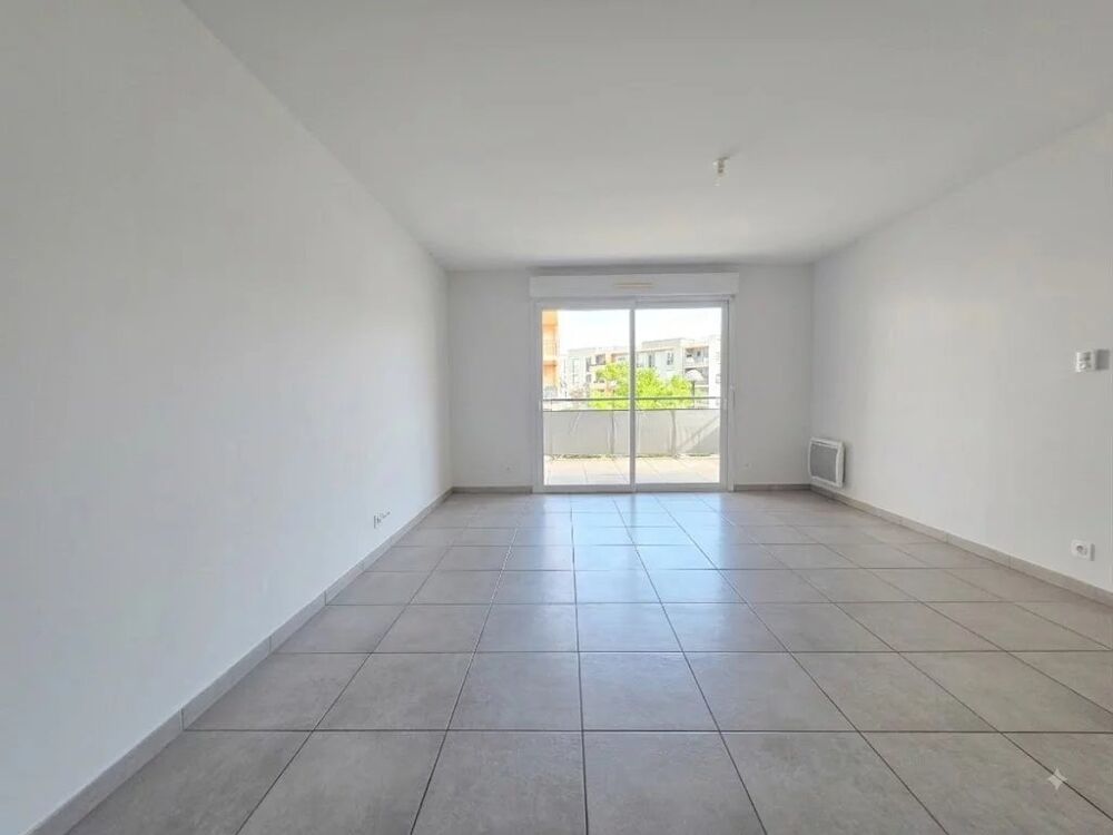 Vente Appartement Appartement 2 pièces -  45 m²  - Terrasse  - parking sécurisé Fréjus