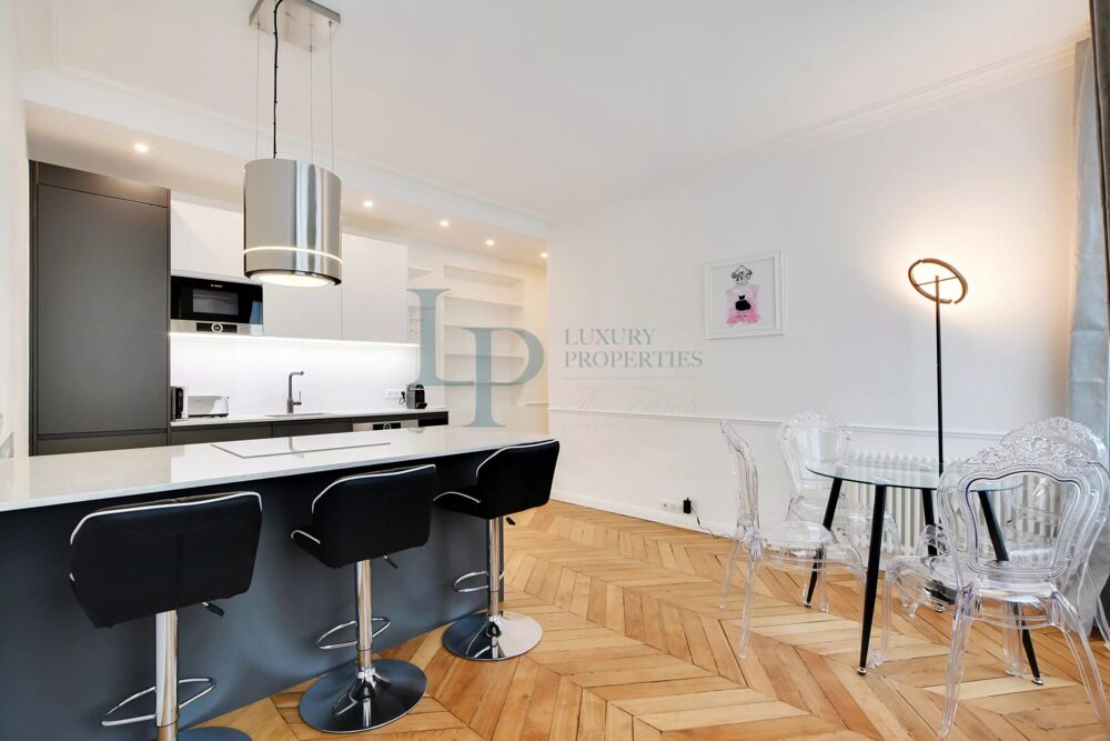 � vendre  Appartement Paris 8