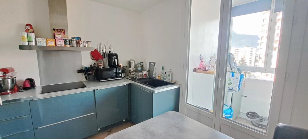 Vente Appartement ECHIROLLES - Appartement T4 en étage élevé et cave Échirolles