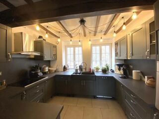  Maison � vendre 9 pi�ces 311 m�