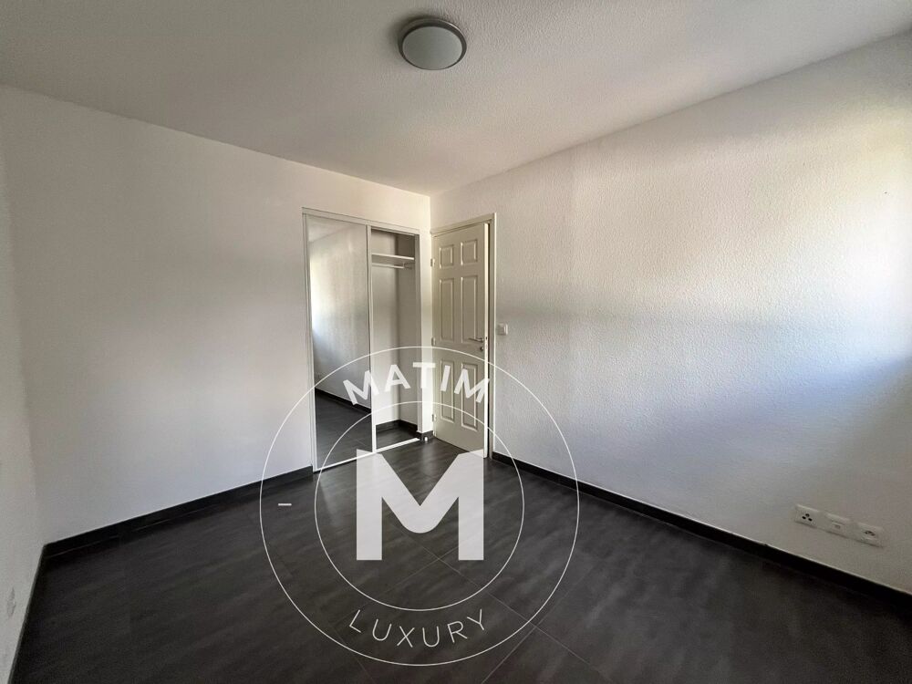 Location Appartement T3 avec terrasse à 2 min à pied de la mer Sorbo-ocagnano