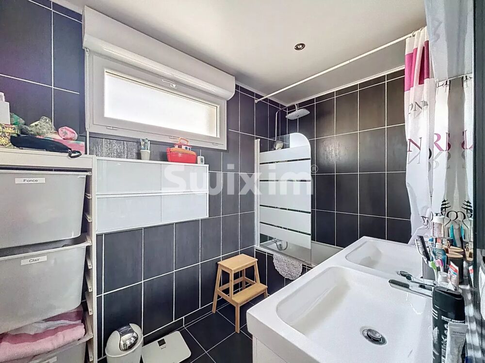 � vendre  Maison Saint-Genis-Pouilly (01630)