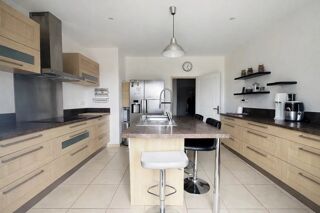  Maison � vendre 5 pi�ces 136 m�