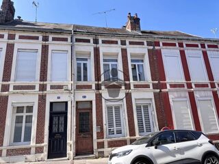  Immeuble à vendre 5 pièces 140 m²