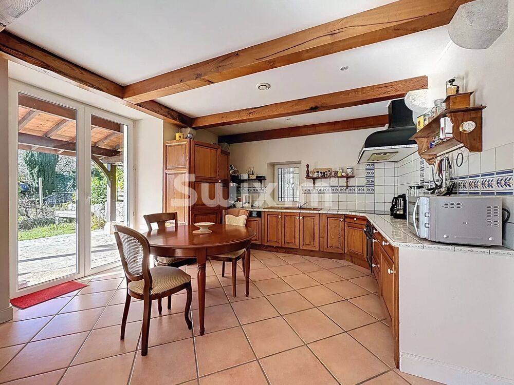 � vendre  Maison Saint-Jean-de-Gonville (01630)