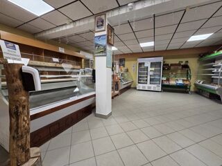  Immeuble à vendre 7 pièces 320 m²