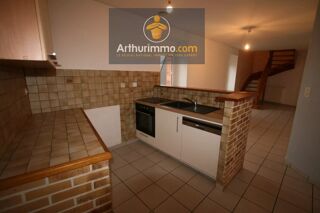  Appartement à louer 4 pièces 94 m²