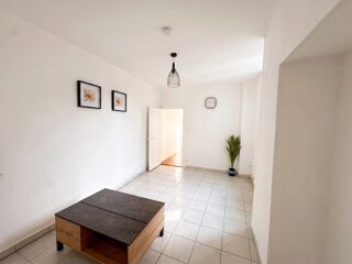  Appartement à louer 2 pièces 35 m²