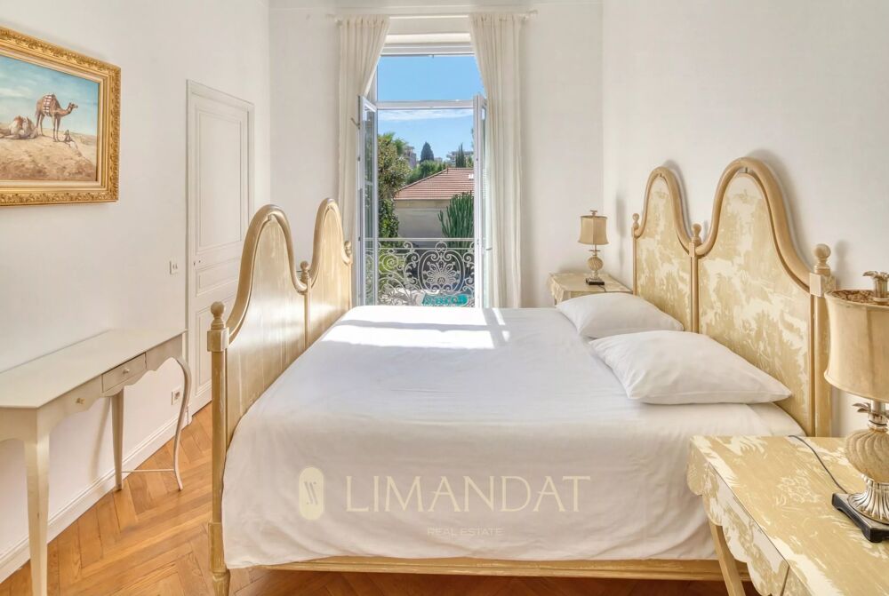 � vendre  Villa Cannes (06400)