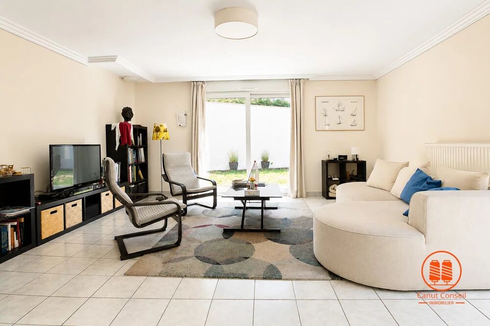 Vente Maison Maison de 171 m² + Jardin 180 m² + Piscine / (DPE : A et climati Lyon 4