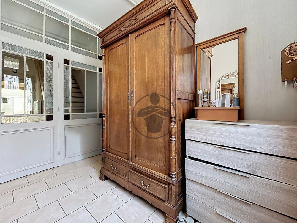 Ribemont  Maison familiale 167 m², 4 chambres, garage, jardin e