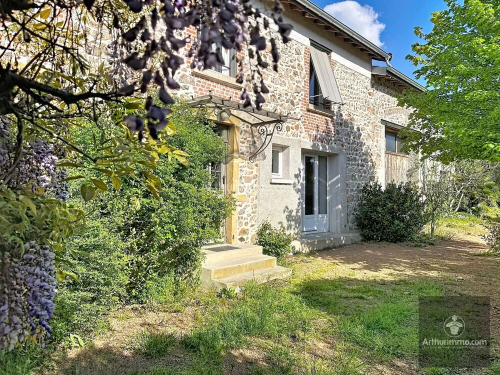 SAINT JEAN SAINT MAURICE  Authentique propriété en pierres avec
