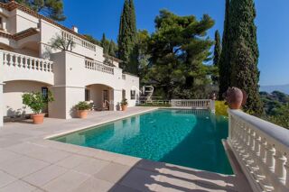  Villa  vendre 7 pices 311 m