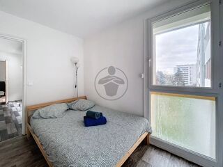  Appartement à louer 4 pièces 68 m²