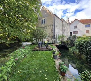  Maison � vendre 8 pi�ces 325 m�