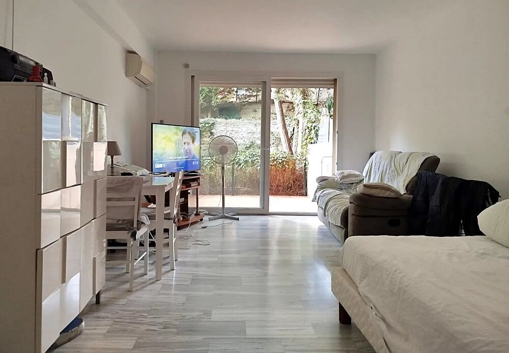 Vente Appartement Fabron grand studio de 35m² + garage fermé Nice