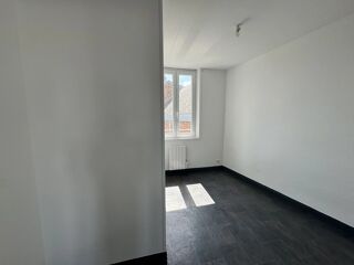  Appartement à louer 3 pièces 55 m²
