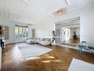  Villa � vendre 10 pi�ces 280 m�