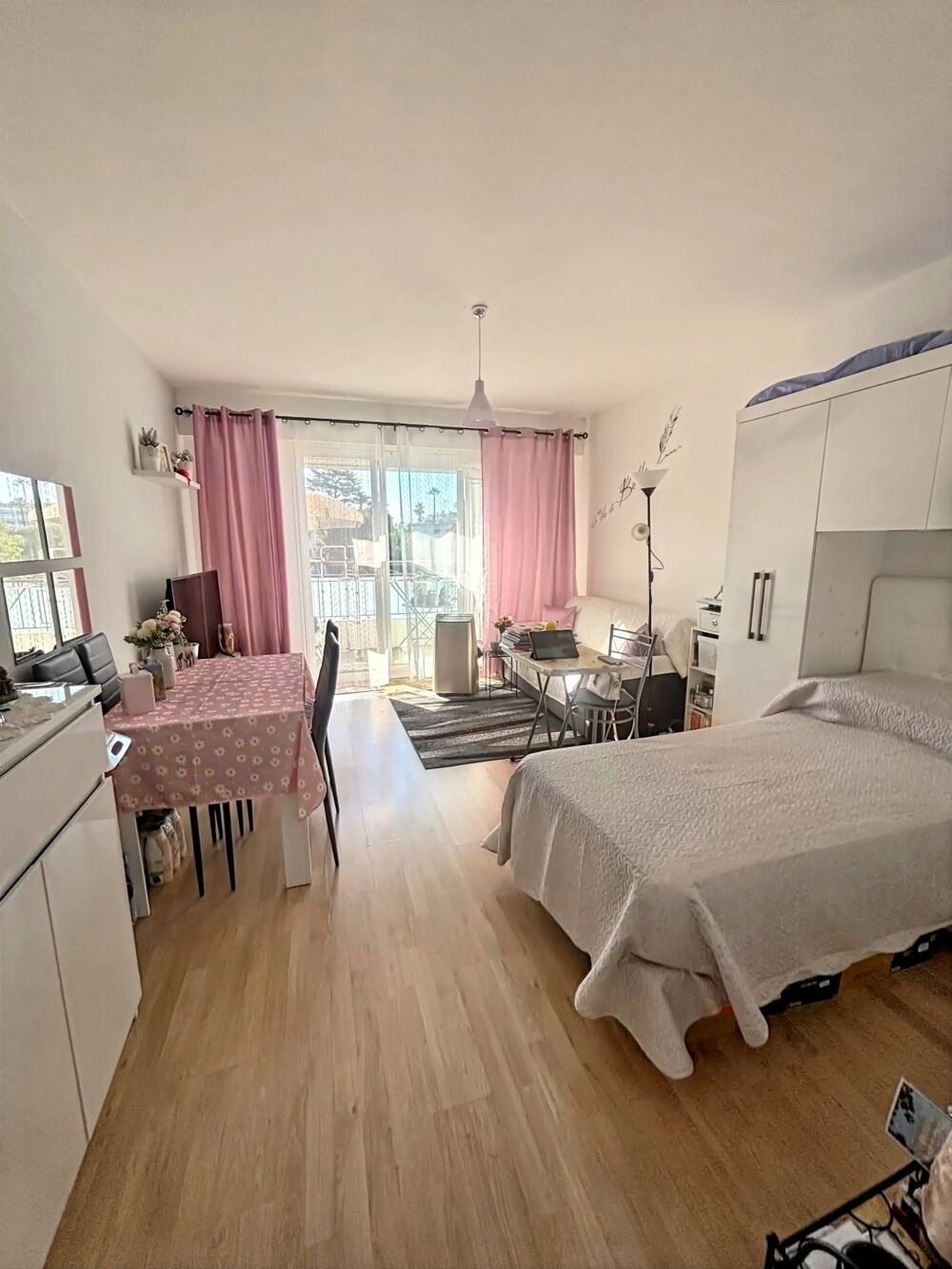 Vente Appartement EXCLUSIVITÉ – CANNES BASSE CALIFORNIE – STUDIO 28 M² AVEC BALCON Cannes