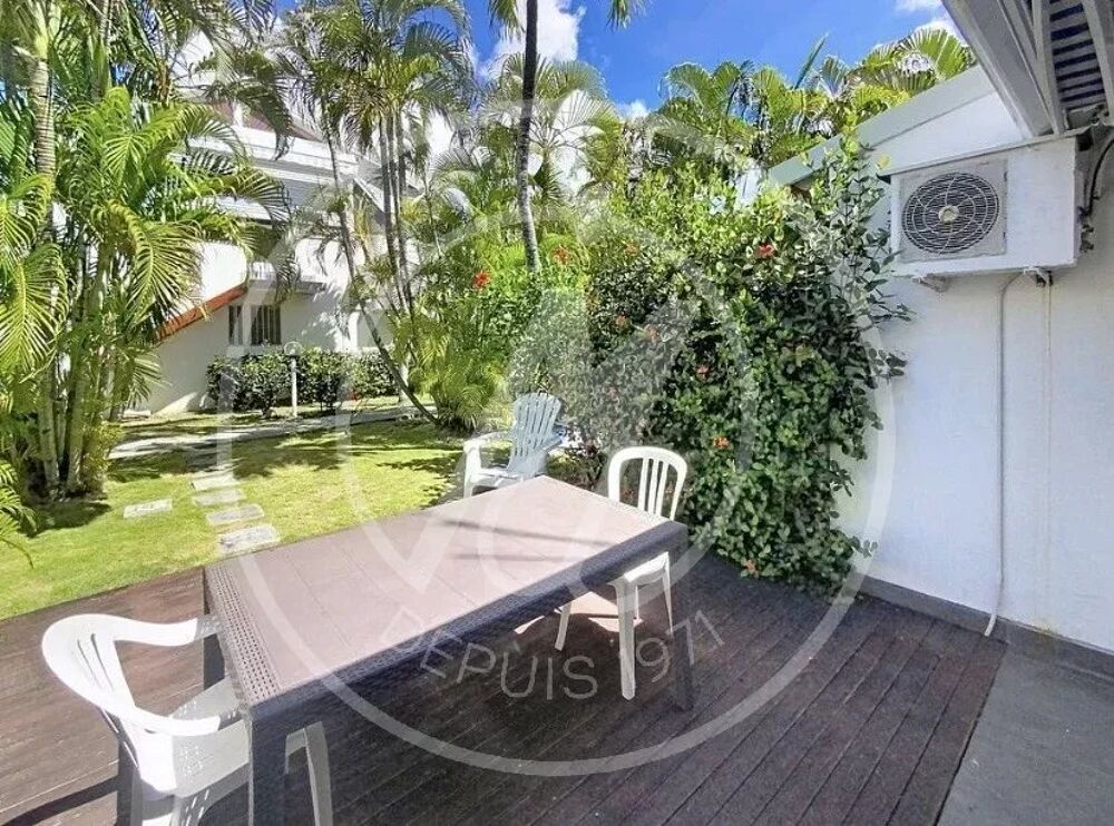 A VENDRE 245 000 euros -Appartement T3 à Saint-François