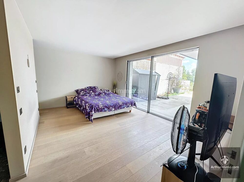 � vendre  Maison Saint-L�ger-sur-Roanne (42155)