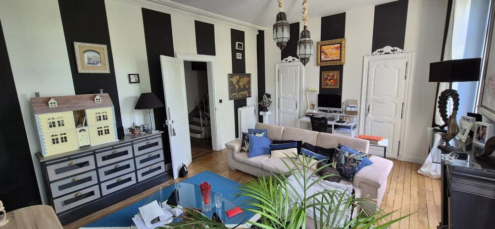 Le Mans Centre Maison bourgeoise de caractère  327 m²  Jardin,