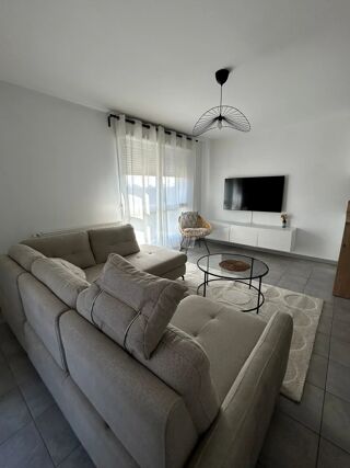  Appartement à louer 4 pièces 71 m²