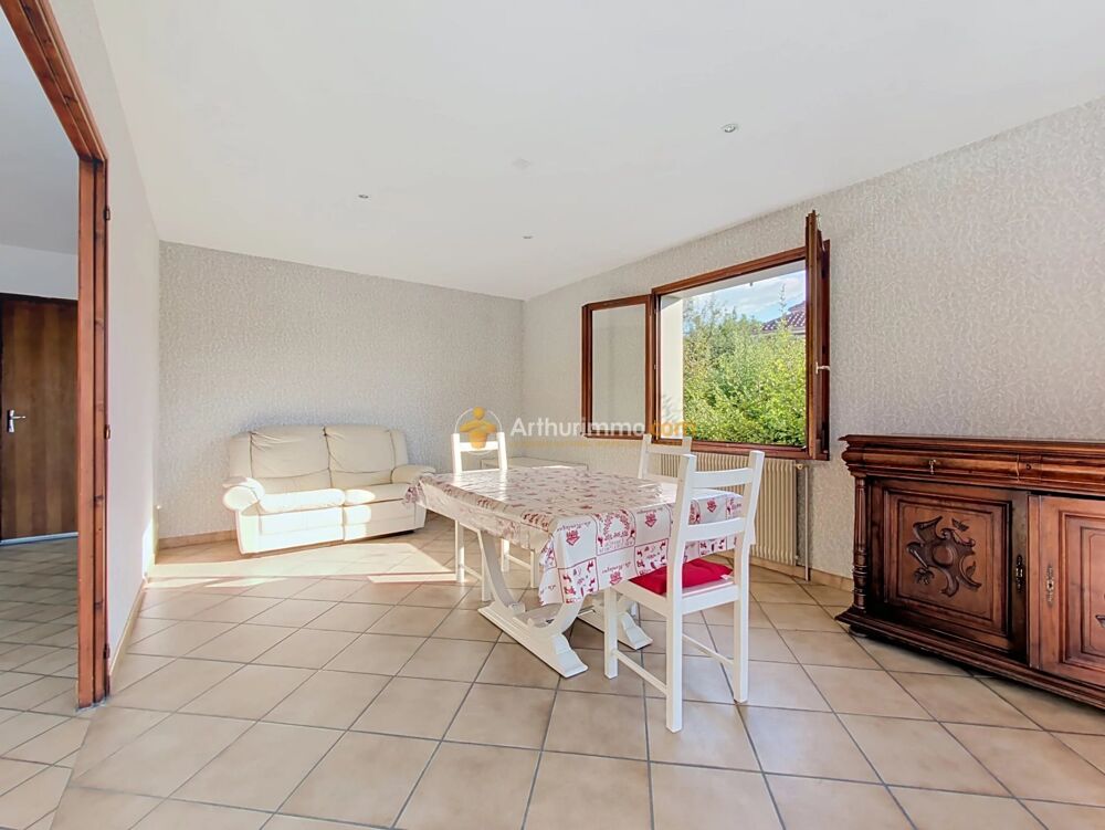 Vente Maison Maison T3 sur 3 000 m² de terrain – sous-sol complet, dépendance La chapelle-de-la-tour