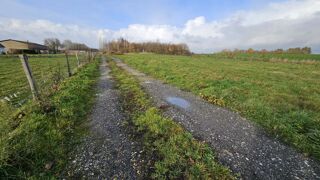  Terrain � vendre 1 pi�ce 13600 m�