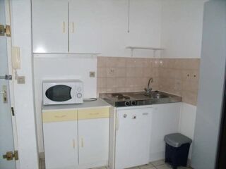  Appartement à louer 1 pièce 12 m²