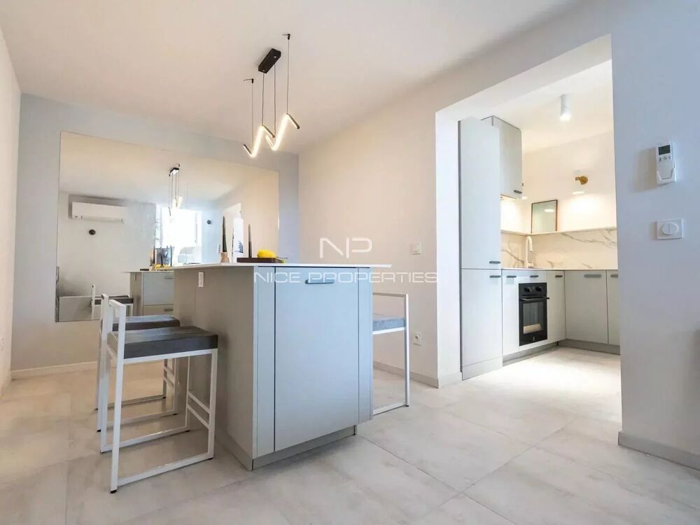 Vente Maison Villa – Élégance avec vue mer dans une résidence privée à Cannes Cannes