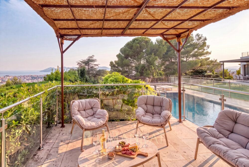   Le Cannet - Villa 4 suites - Vue Mer - Piscine - Dépendance Provence-Alpes-Côte d'Azur, Le Cannet (06110)