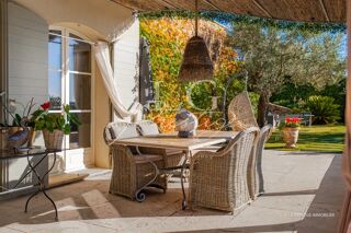  Maison � vendre 10 pi�ces 380 m�