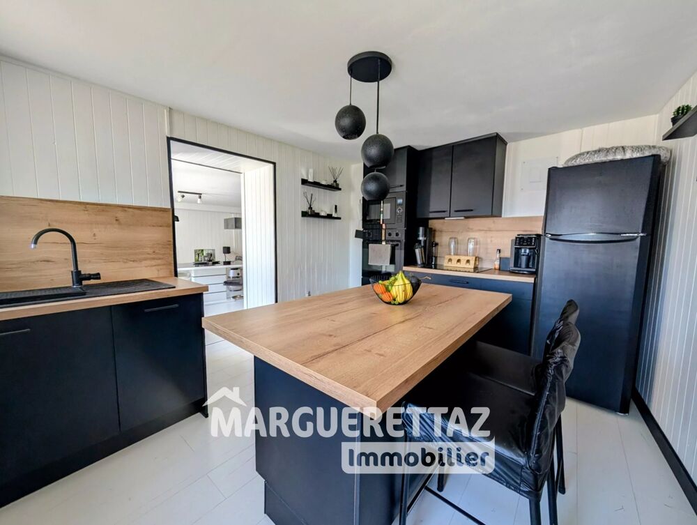 T3 de 79m² avec garage et place de parking - VOUGY