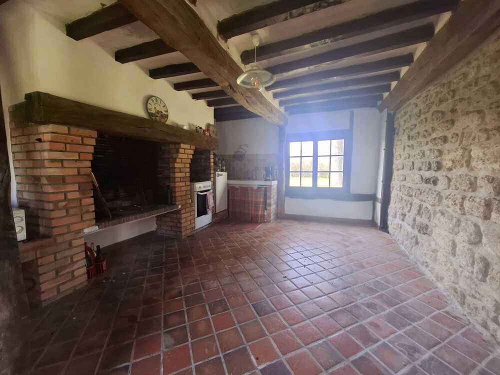 CHARMANTE MAISON ANCIENNE AU CALME AVEC DÉPENDANCE ET BEAU TERRA
