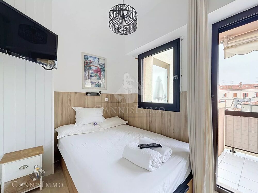 Vente Appartement STUDIO COIN NUIT CANNES BANANE TERRASSE ASCENSEUR Cannes