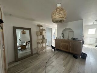  Appartement à louer 2 pièces 61 m²