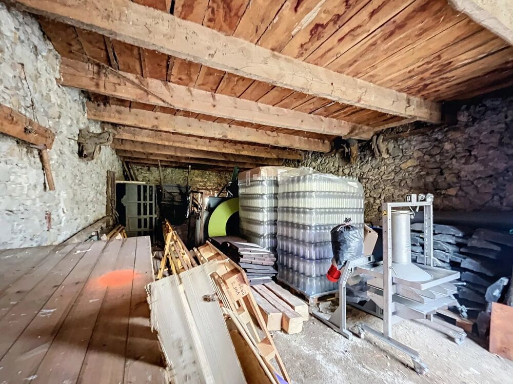Vente Maison Batisse en pierre 178 m² sans eau ni electricité Briançonnet
