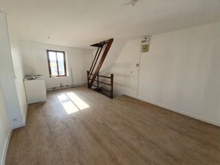  Appartement à louer 1 pièce 43 m²