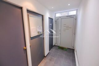  Immeuble � vendre 452 m�