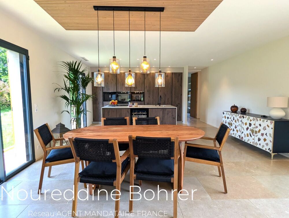 � vendre  Villa Grimaud (83310)