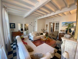  Maison à vendre 15 + pièces 360 m²