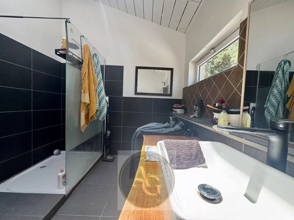 Vente Maison Ferme de 300m2 avec hangar, dépendance et étang à Pexiora Pexiora