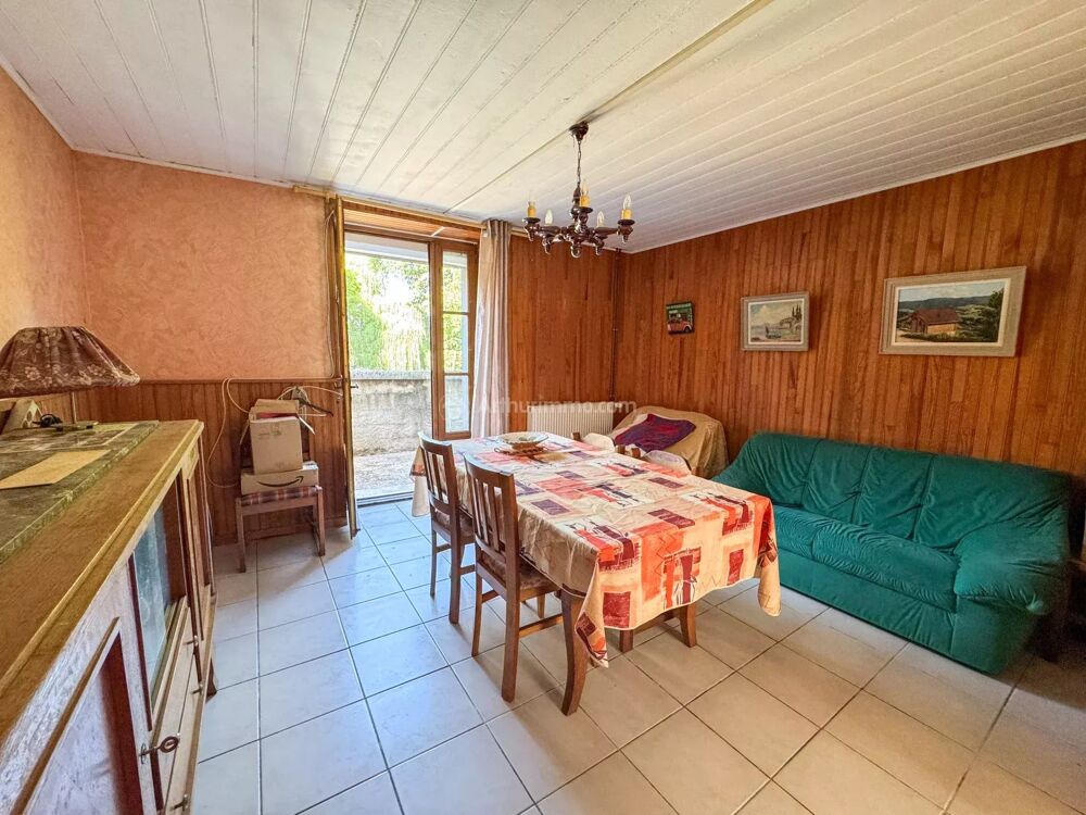 À vendre  Maison à rénover à Bussières-lès-Belmont