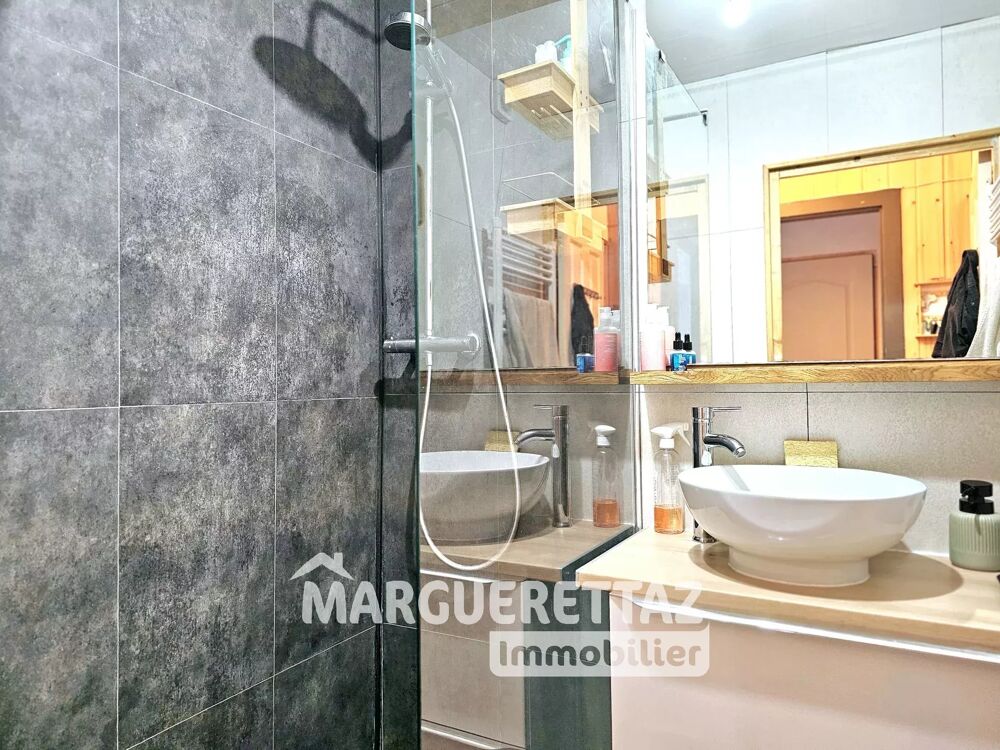 Vente Immeuble LOT DE 2 APPARTEMENTS T2+T3 AVEC CAVES ET GRANDE TERRASSE Bonne