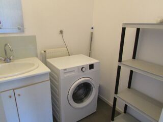  Appartement à louer 3 pièces 66 m²